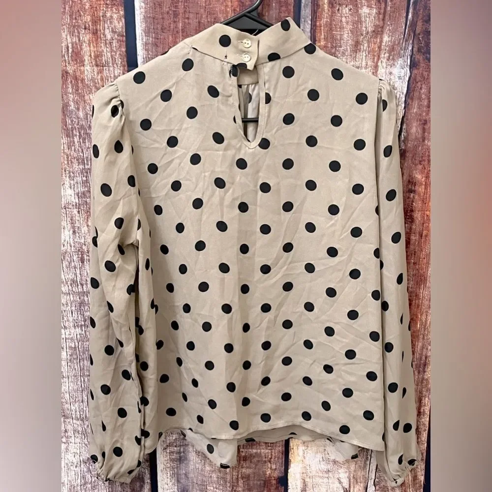 Cure Polka-Dotted Long Sleeve Blouse - Picture 5 of 7